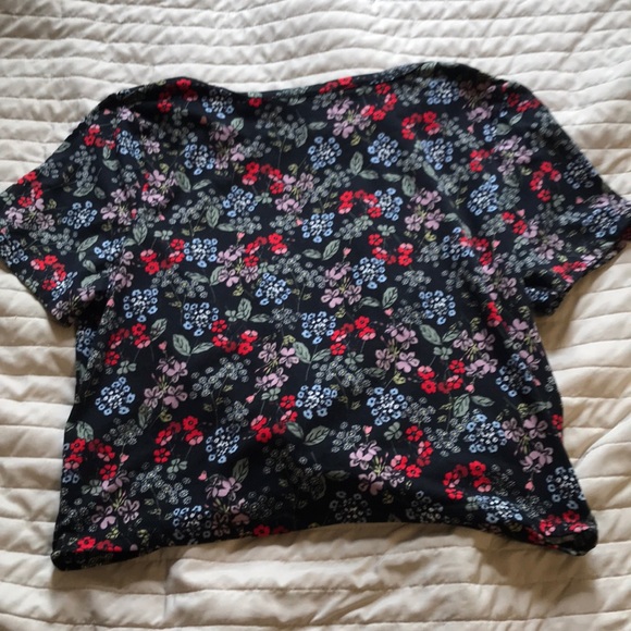 Tied in the Front Navy Floral Shirt - Picture 3 of 5